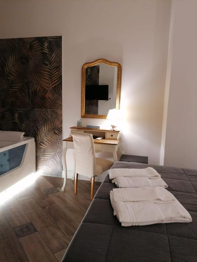 Real Giardinetto A Toledo Hotel Nápoly Kültér fotó